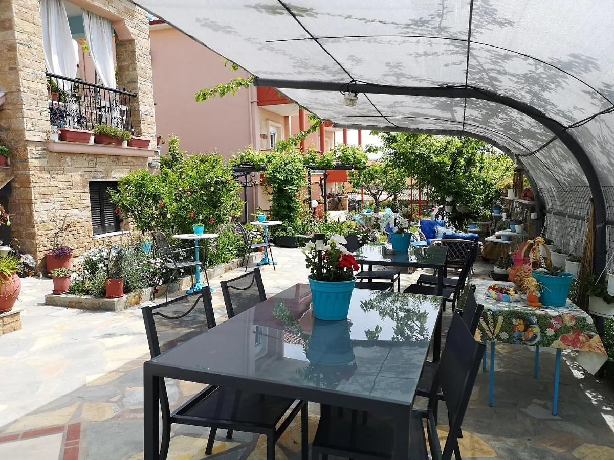 Σπίτι διακοπών Nikiti Spathies Resort - Ground Apartment At Nikiti Village